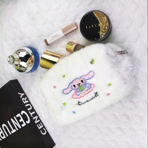 Sanrio Cinnamoroll Plush White Embroidered Makeup Bag - Picture 3 of 17